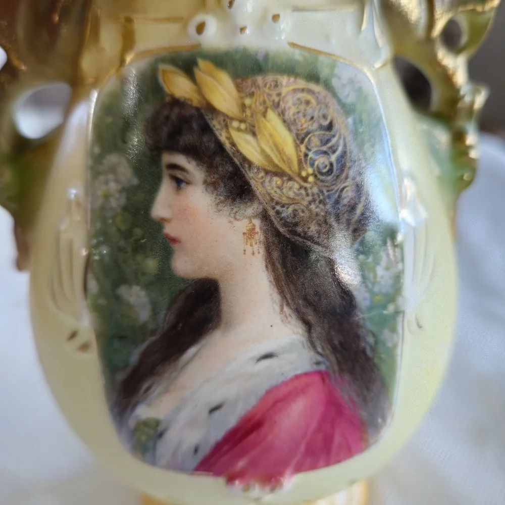 Antique ROYAL WETTINA vase Art Nouveau Style Decorative Circa Late 1800s